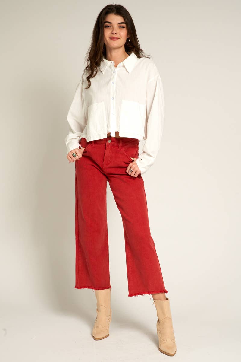 Cropped Jeans with Frayed Hem : Red