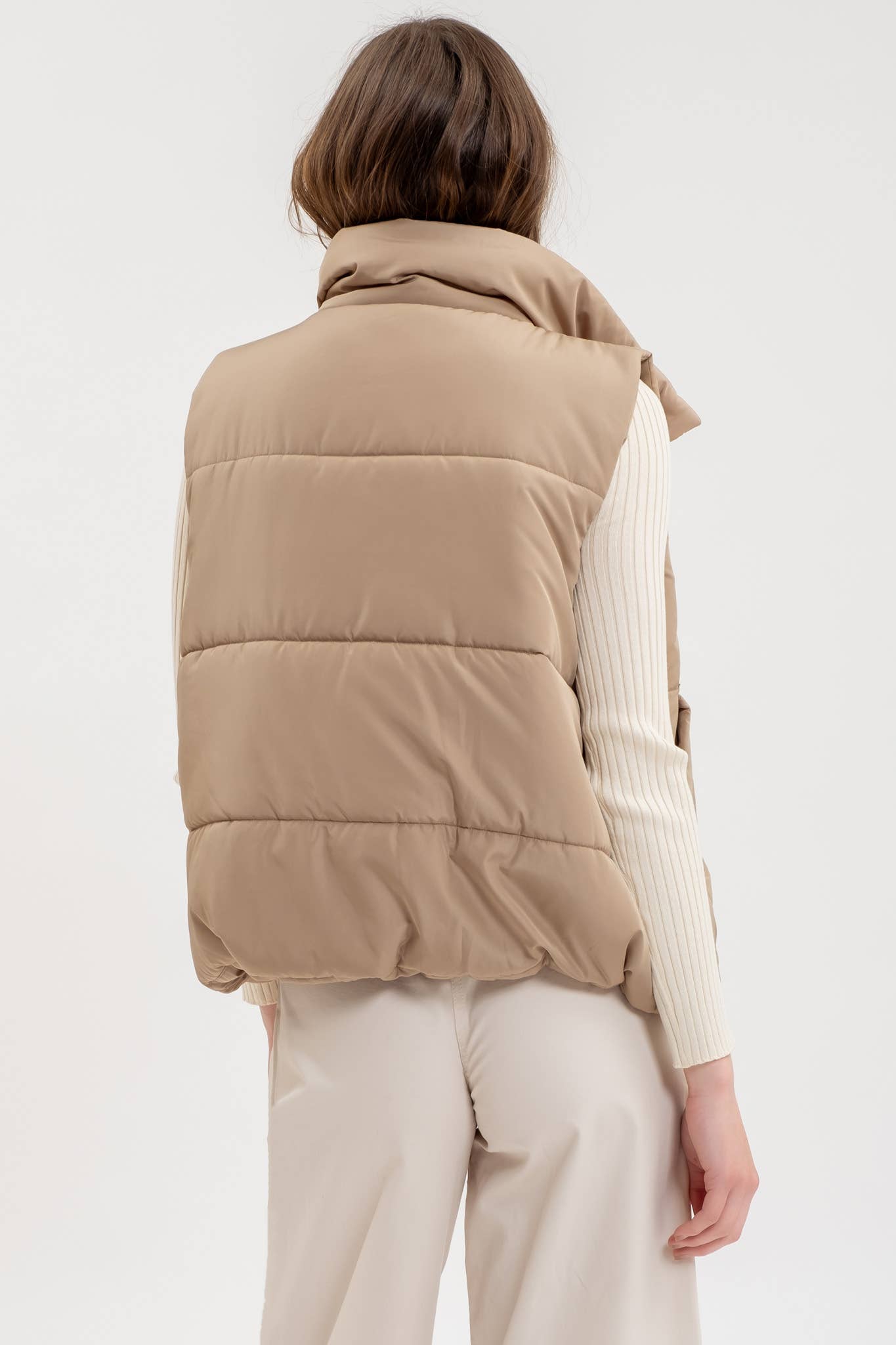 SCARLETT SOLID ZIP UP PUFFER VEST