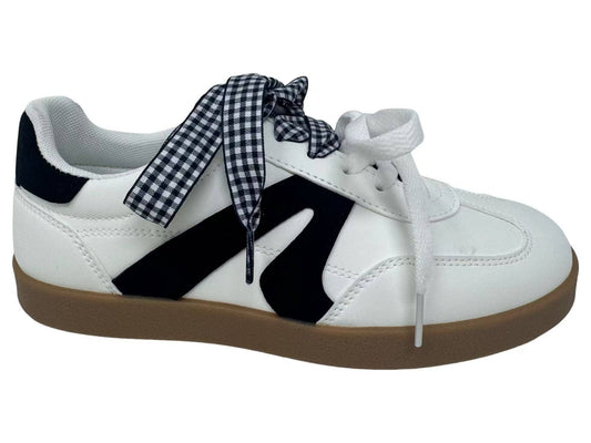 Retro 2 Very G Women's Throwback Sneaker