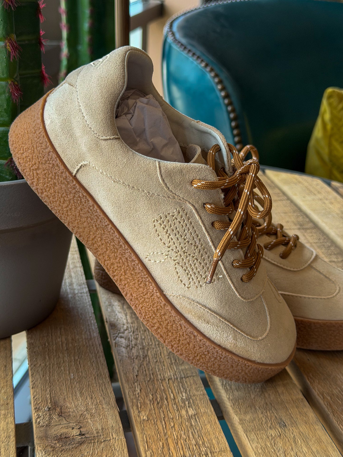Shelly Sneaker