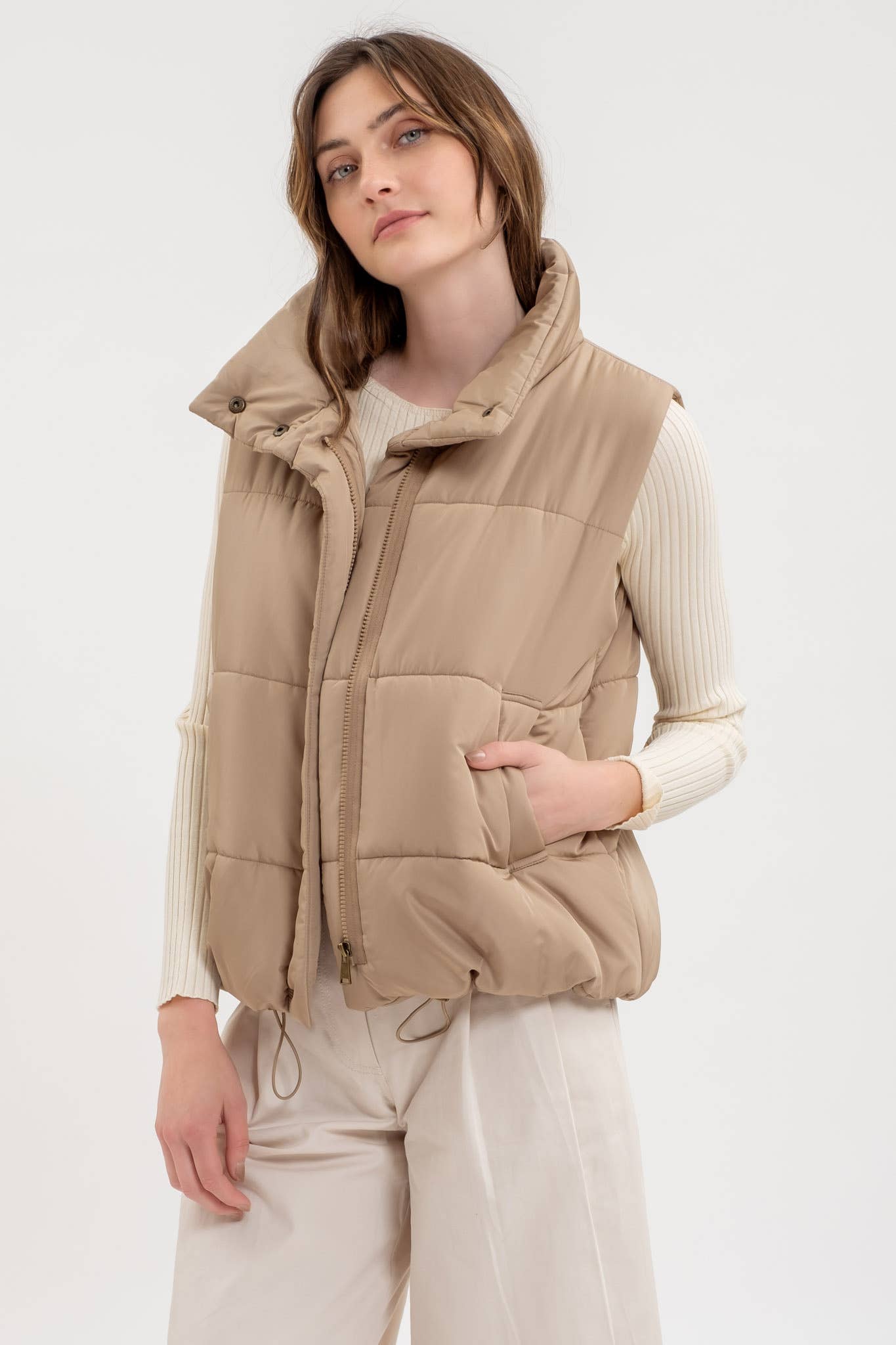 SCARLETT SOLID ZIP UP PUFFER VEST